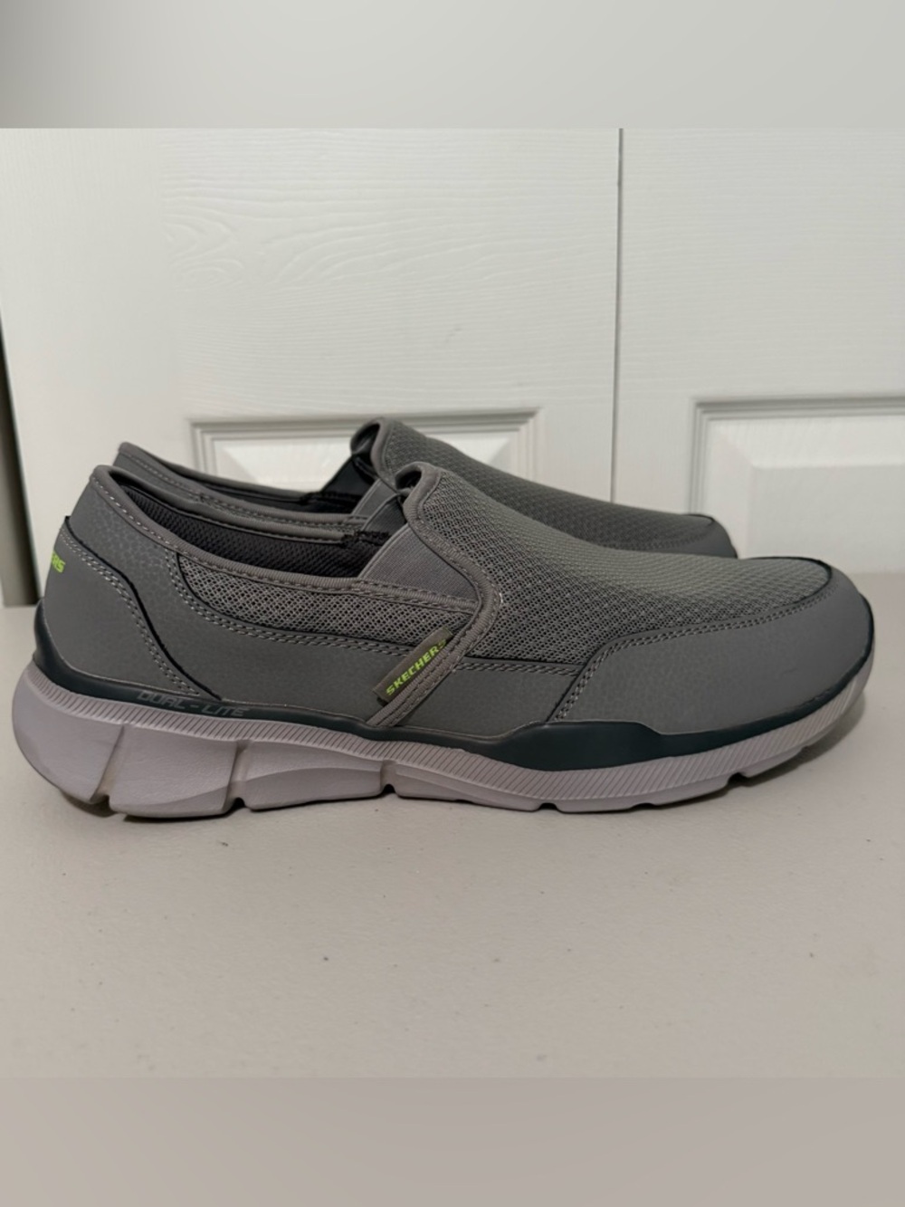Skechers Memory Foam Slip On Walking Shoes, Gray Dual Lite, Men’s Size 11